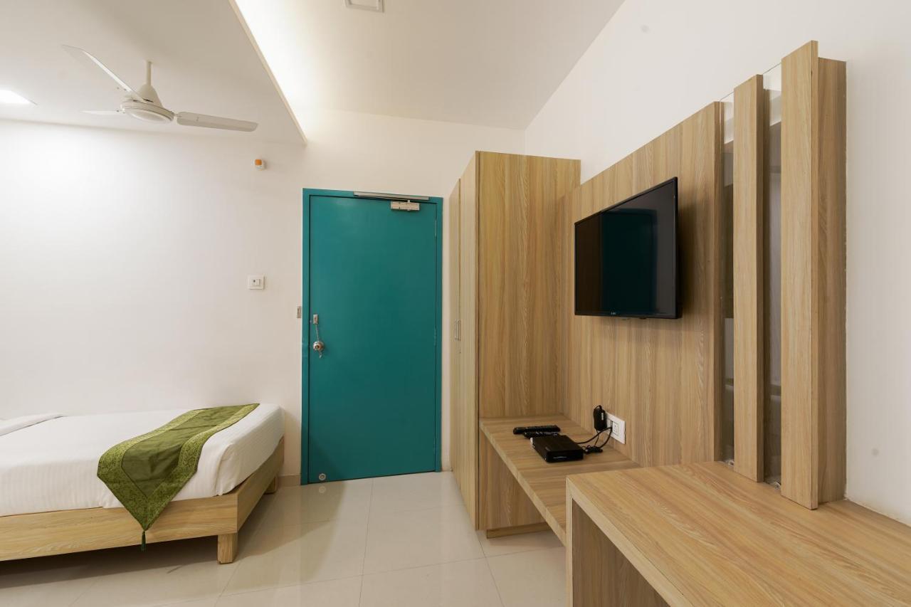 The Perch Hotel Visakhapatnam Esterno foto
